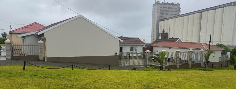 9 Bedroom Property for Sale in Greenfields Eastern Cape